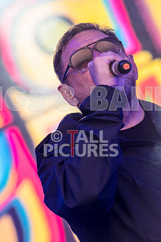 Happy Mondays-32 - HAPPY MONDAYS