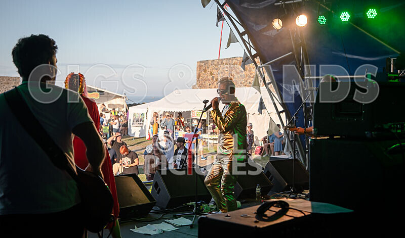 The Sacred Hearts-113 - THE SACRED HEARTS