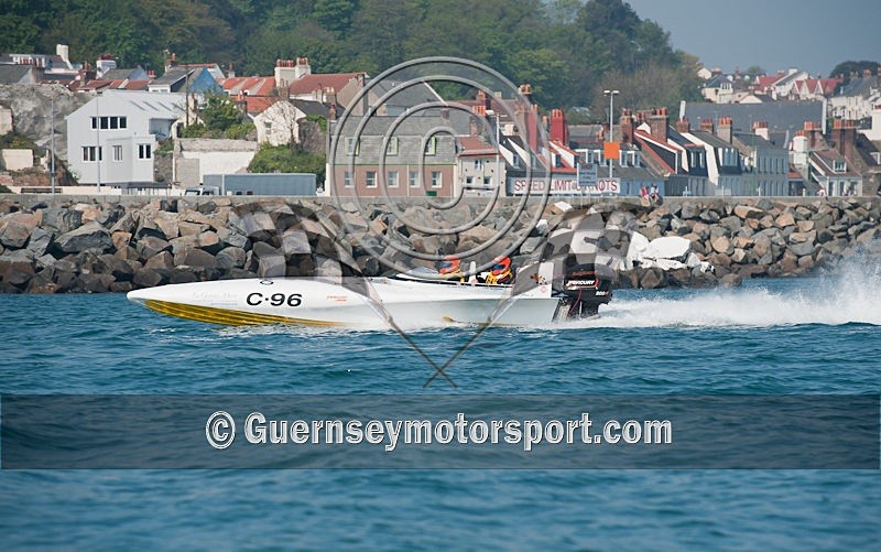 Powerboat_2011_Round-1-17 - ROUND-1 NORTH BEACH OUTER