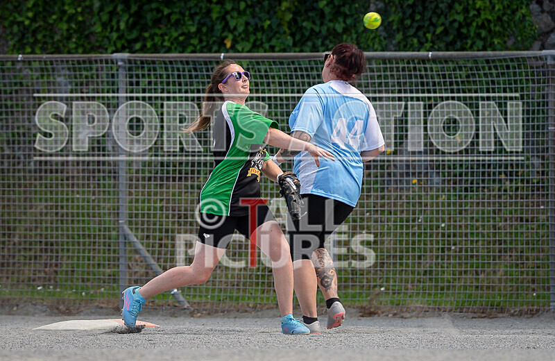 Manor Farm Donkeys v Tomahawks-69 - MANOR FARM DONKEYS v TOMAHAWKS