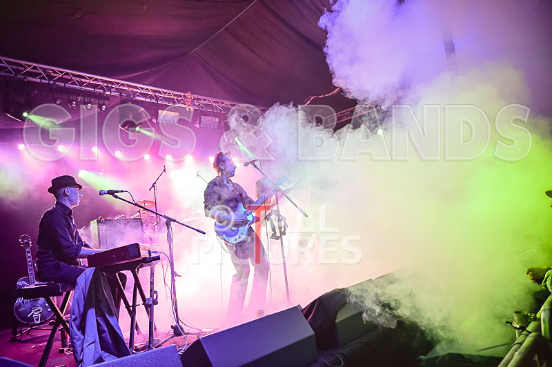 Johnny Cage and the Voodoo Groove-60 - JOHNNY CAGE AND THE VOODOO GROOVE