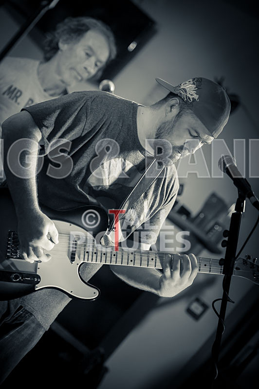 Underdog-31 - UNDERDOG