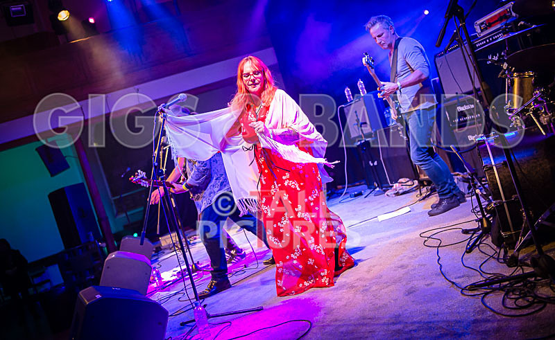 The Sacred Hearts-14 - THE SACRED HEARTS