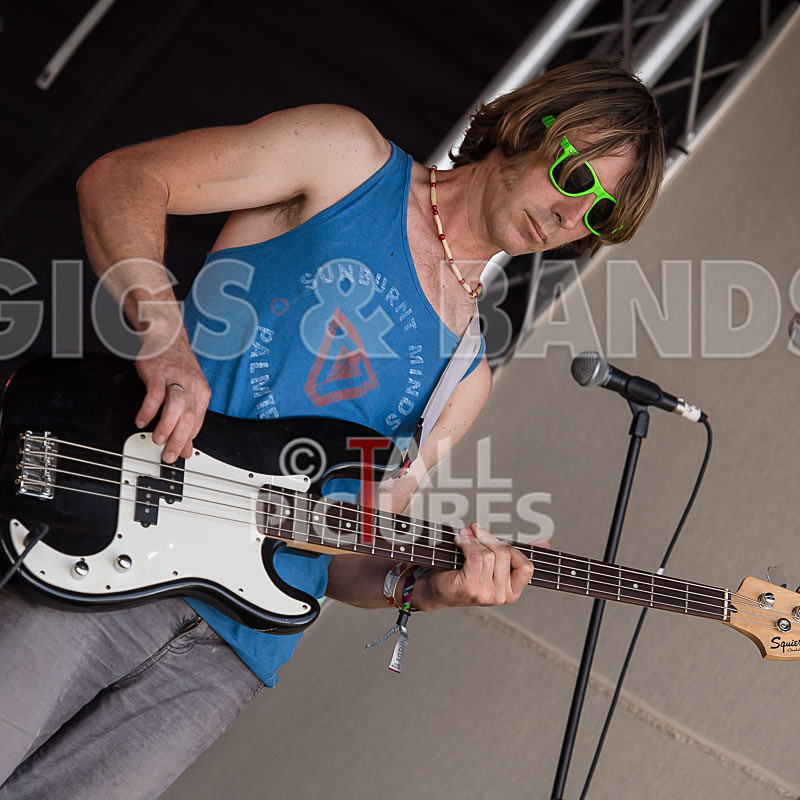 Benny the Moth-104 - BENNY THE MOTH