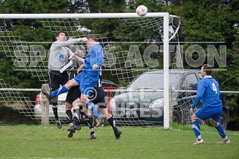 Saints win Priaulx Cup-2 - SAINTS FC - PRIAULX WINNERS 2010