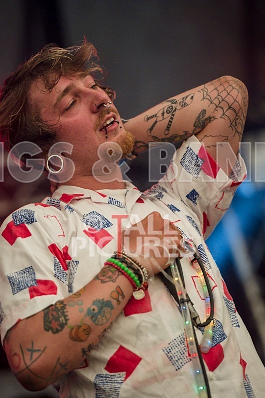 CoffeeShopKnifeFight-32 - COFFEESHOPKNIFEFIGHT