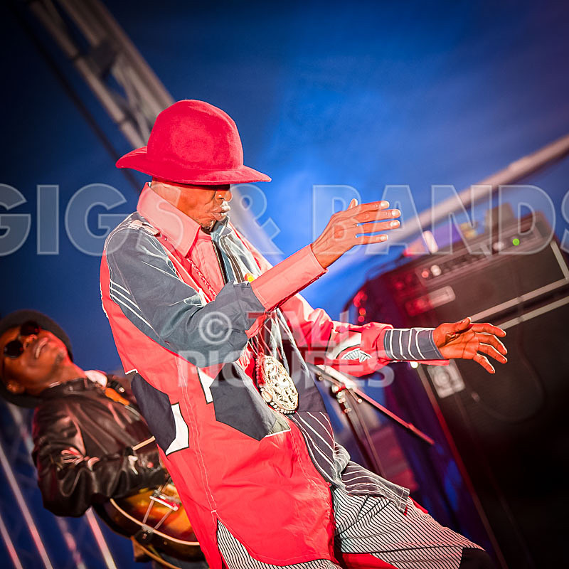 Jupiter Okwess-70 - JUPITER & OKWESS