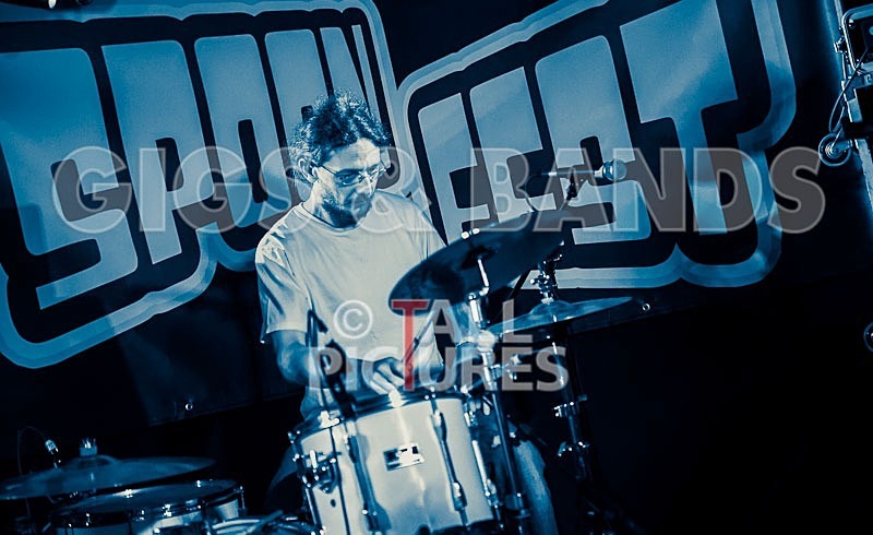 Benny the Moth-28 - BENNY THE MOTH