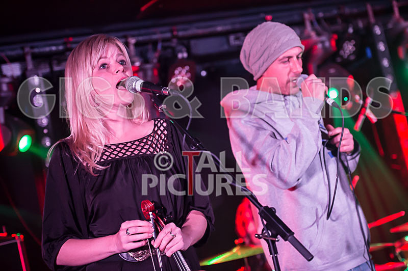 Buffalo Huddleston-33 - BUFFALO HUDDLESTON