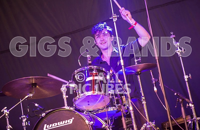 Raising Maisie-6 - RAISING MAISIE