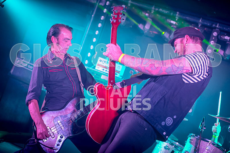 The Electric Shakes-122 - THE ELECTRIC SHAKES