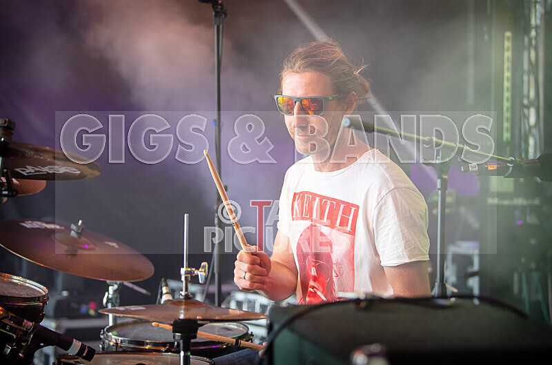 Benny the Moth-126 - BENNY THE MOTH