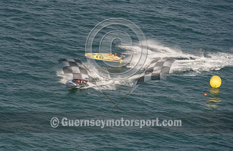 Worlds Powerboats_2014_Race-1-319 - UIM CLASS 3A & 3B WORLD OFFSHORE CHAMPIONSHIP_RACE-1