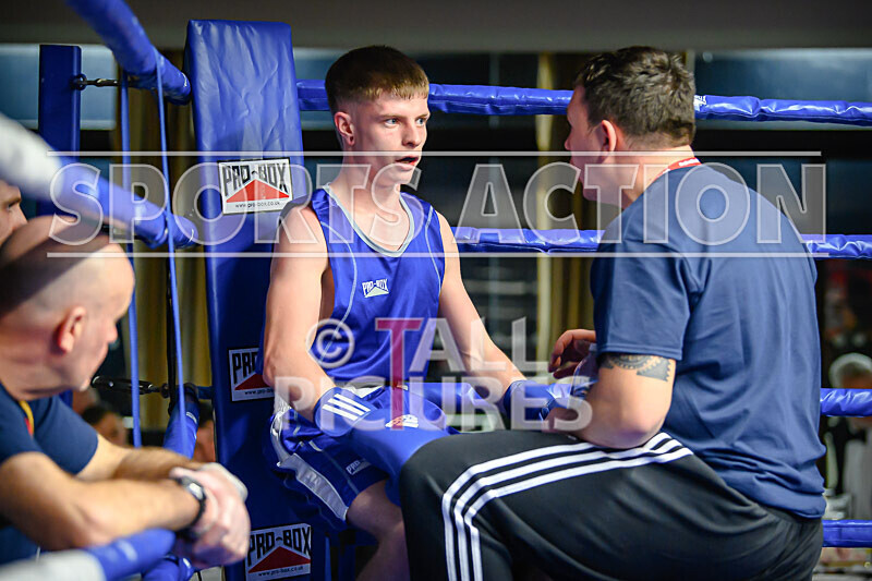 BOUT 9- Tom Teers v Ollie Van de Worp-43 - BOUT 9 - Tom Teers v Ollie Van de Worp