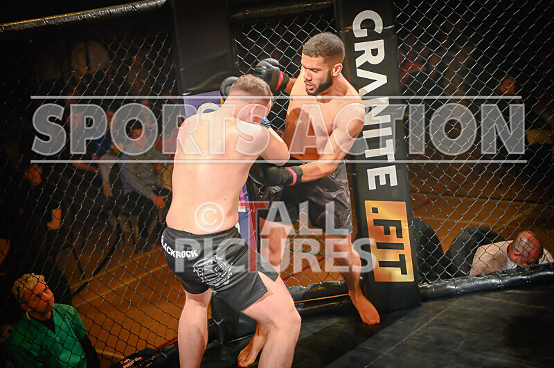 BOUT- 2 - Dom Boyce v Dom Simon-6 - BOUT 2 - Dom Boyce v Dom Simon