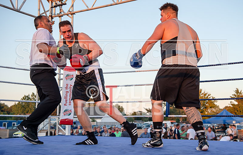 BOUT-13- Luke Skovronek v Jonny JB Burnard-17 - BOUT-13 Luke Skovronek v Jonny 'JB' Burnard