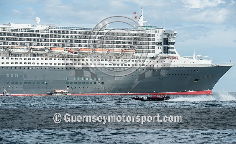 Powerboat Racing_04-08-2013-72 - RACE-9 NORTH BEACH OUTER