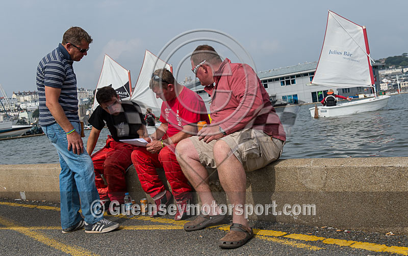 Worlds Powerboats_2014_Race-2-342 - UIM CLASS 3A & 3B WORLD OFFSHORE CHAMPIONSHIP_RACE-2