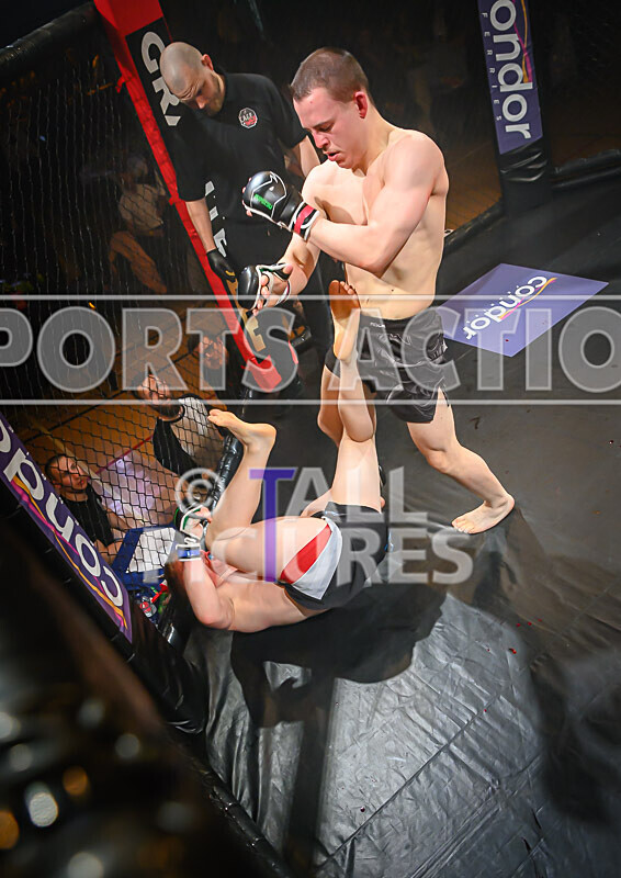 BOUT- 12 - Lucas Smith v Lewis Bourgaize-41 - BOUT 12 - Lucas Smith v Lewis Bourgaize