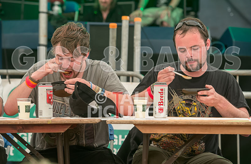 Chilli Eating_2015-27 - TRIKE, CHILLI & TUG OF WAR