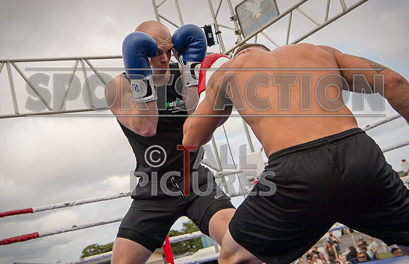 BOUT 6- Jason Danger Mouse Enticott v Martin the Granite Man Savident- - BOUT 6- Jason 'Danger Mouse' Enticott v Martin 'the Granite Man' Savident