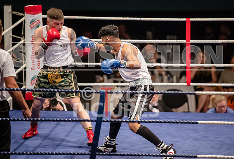 BOUT- 20 - Casey De La Mare v Amar Kayani-14 - BOUT-20 - Casey De La Mare v Amar Kayani
