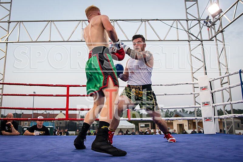BOUT 17 - Luke Robert v Casey De La Mare-10 - BOUT 17 - Luke Robert v Casey De La Mare