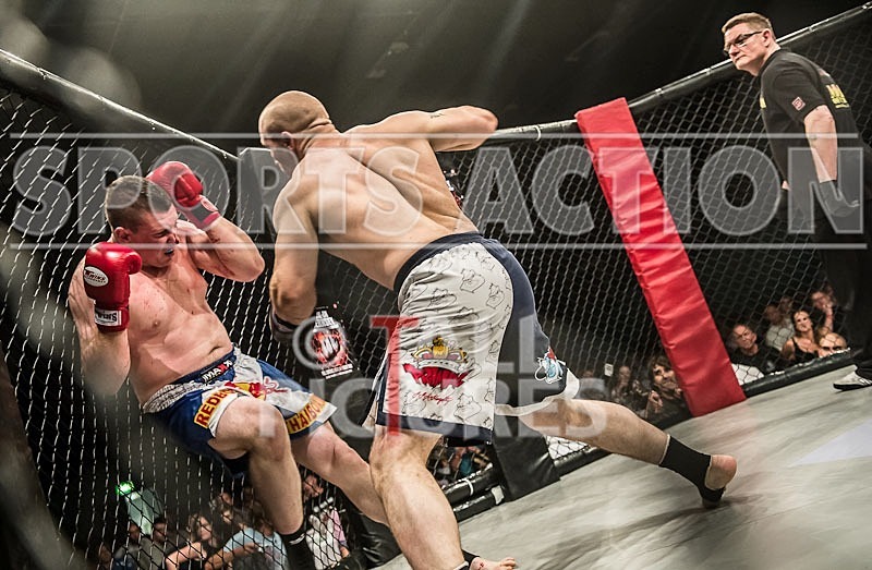 Cage Fighting_2012_Bout 9-18 - BOUT-9