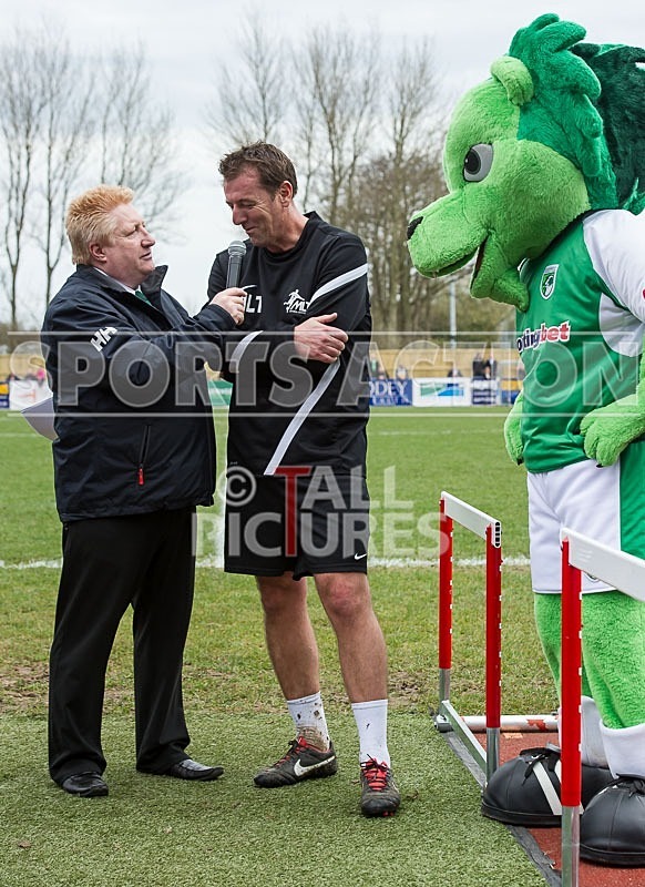 Guernsey FC v Raynes Park Vale-134 - GUERNSEY FC v RAYNES PARK VALE