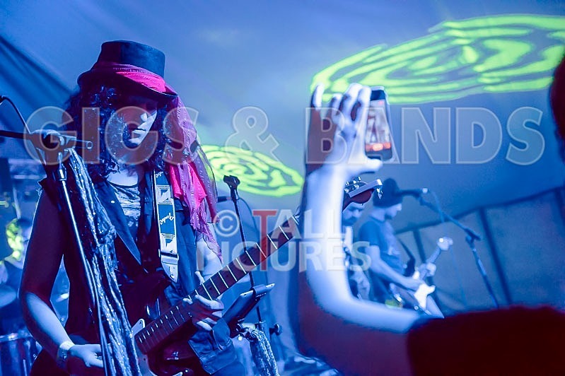 Static Alice-3 - STATIC ALICE