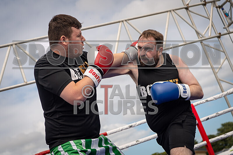 BOUT 1- Iron Mike Carre v Martin in Need of Help-18 - BOUT 1- 'Iron' Mike Carre v Martin 'in Need of' Help
