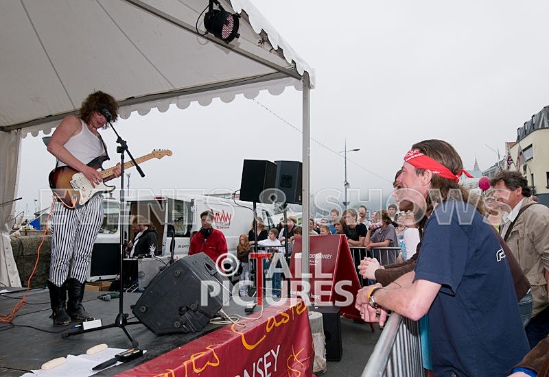 Lib Day08-197 - 2008 DAYTIME ATMOSPHERE