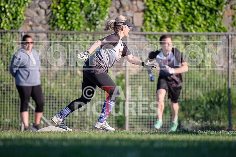 Softball_Rookies v Buccaneers-11 - ROOKIES v BUCCANEERS