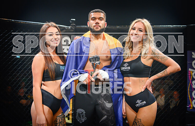 BOUT- 2 - Dom Boyce v Dom Simon-40 - BOUT 2 - Dom Boyce v Dom Simon