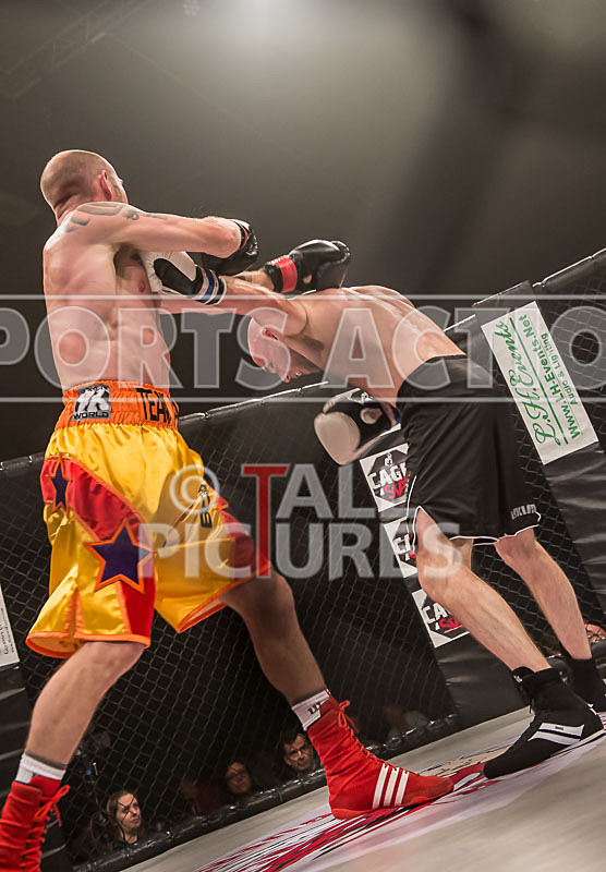 Lee Waterman v Danny Smith-34 - BOUT 1