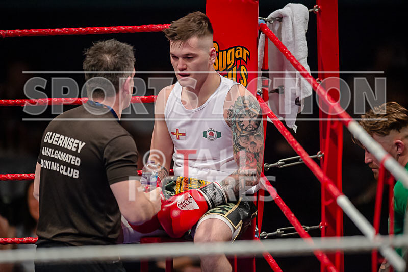 BOUT- 20 - Casey De La Mare v Amar Kayani-17 - BOUT-20 - Casey De La Mare v Amar Kayani