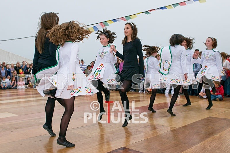 Lib Day08-176 - 2008 DAYTIME ATMOSPHERE