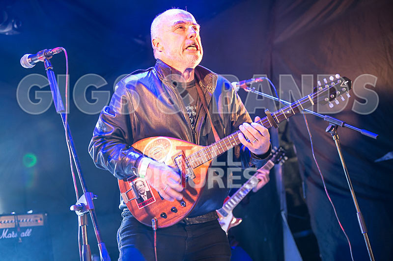 Attila the Stock Broker-30 - ATTILA THE STOKEBROKER'S BARNSTORMERS