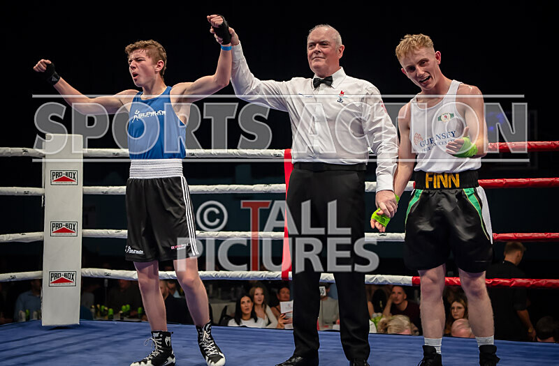 BOUT 7- Finn Walsh v Steven Gilligan-51 - BOUT 7: Finn Walsh v Steven Gilligan