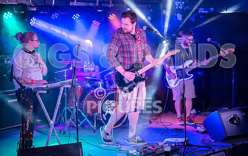 Honest Crooks-121 - HONEST CROOKS