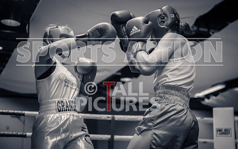 BOUT 4_Natalie Granger v Leanne Le Feuvre-26 - BOUT 4_Natalie Granger v Leanne Le Feuvre