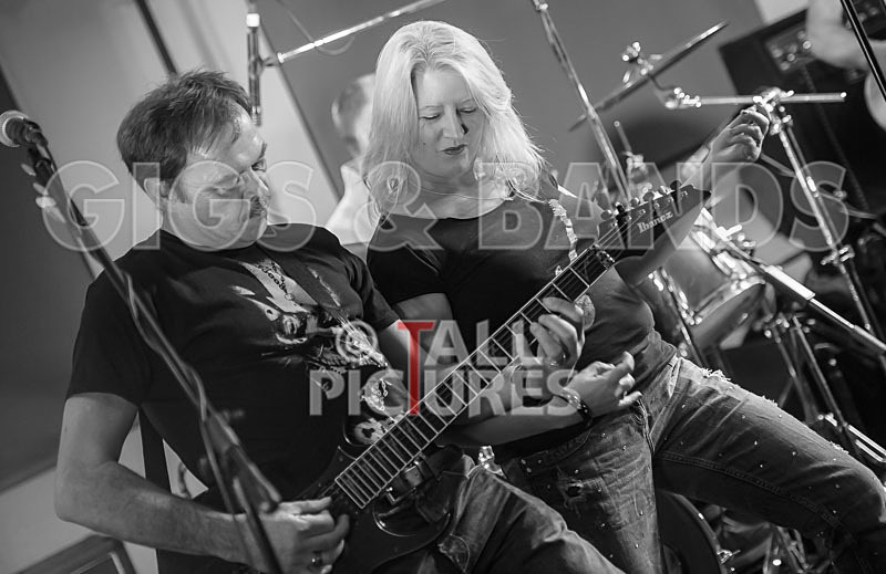 Underdog-11 - UNDERDOG