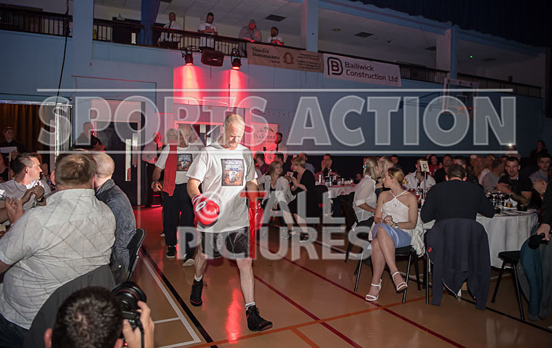 Matis Slomba v Shane Bentley-2 - BOUT 3 Matis Slomba v Shane Bentley