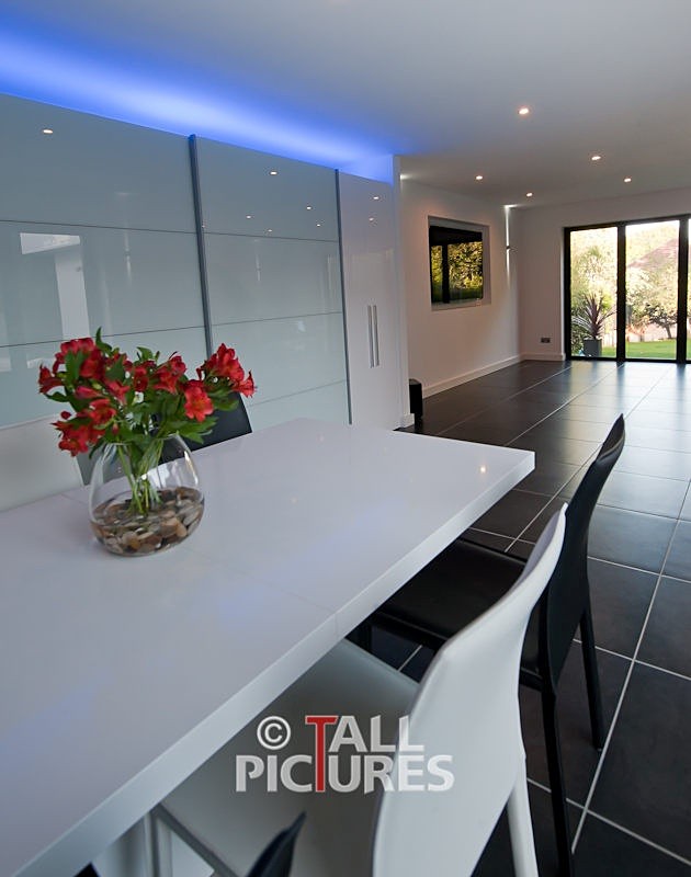 Ultra modern installation-3 - INVISIBLE SPEAKERS