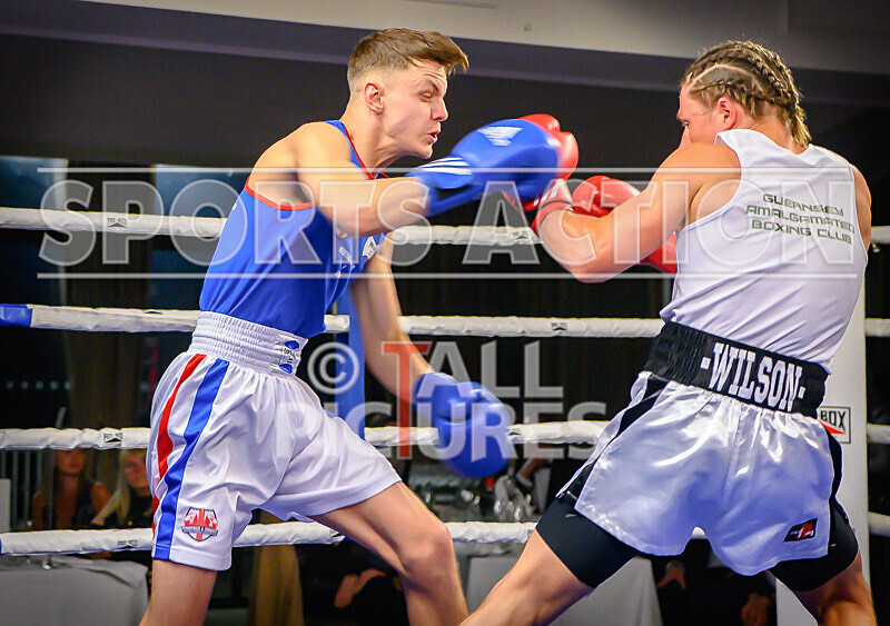 BOUT- 6 - Jamie Wilson v Declan Hunt-23 - BOUT 6 - Jamie Wilson v Declan Hunt