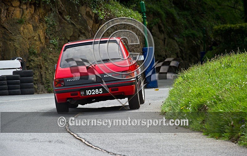 Hill Car_2010-243 - CARS 2010-05-03