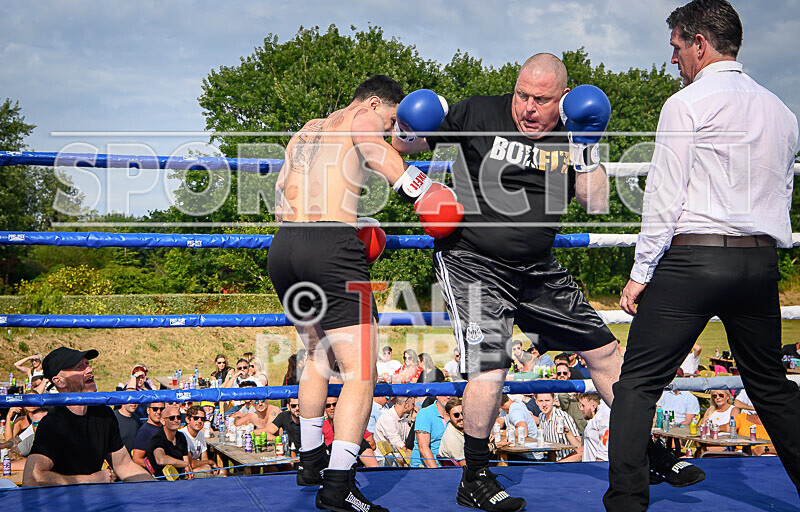 BOUT 6 - Keith the Terror of Tyneside v Sisco El Diablo Freitas-17 - BOUT 6 - Keith 'the Terror of Tyneside' v Sisco 'El Diablo' Freitas