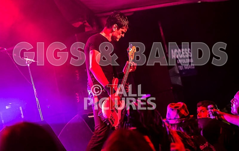 Bloody Mary-16 - BLOODY MARY