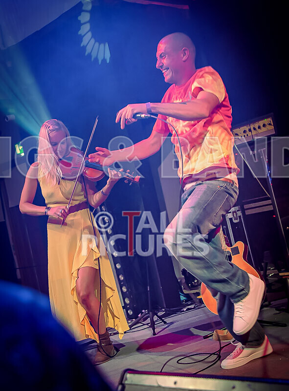 Buffalo Huddleston-606 - BUFFALO HUDDLESTON