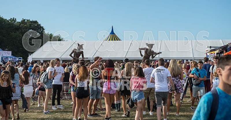 Jersey Live 2013_Saturday_The Atmosphere-39 - SATURDAY - PICTURES FROM AROUND THE FESTIVAL